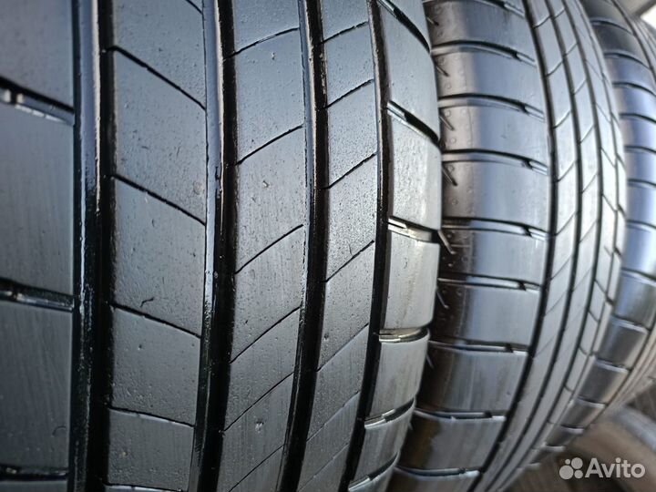 Bridgestone Turanza T005 215/60 R16 95V