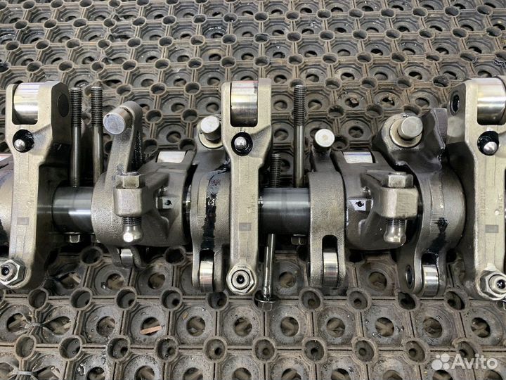 Вал балансирный в сборе