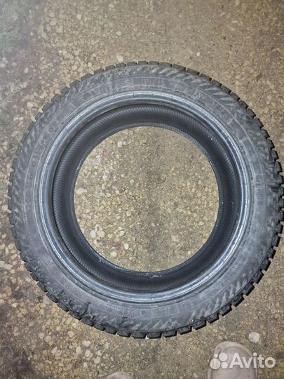 Gislaved Nord Frost 200 225/45 R17