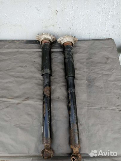 Амортизатор задний Mercedes-Benz C 220 Cdi W204