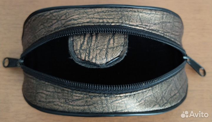 Солнцезащитные очки женские с футляром