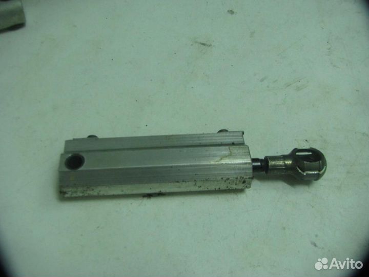 Амортизатор крыши Opel Astra h TwinTop