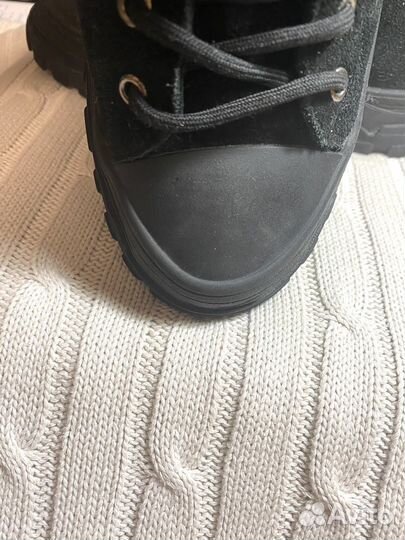 Ботинки замшевые для девочки 32 размер