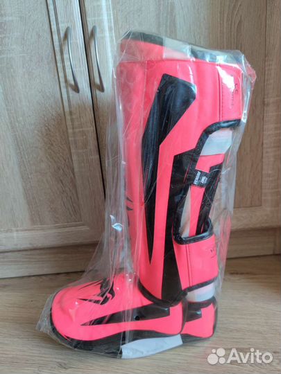 Защита голени Venum Elite