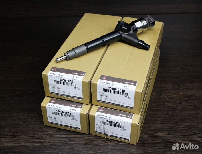 Форсунка топливная Denso 16600-EB30