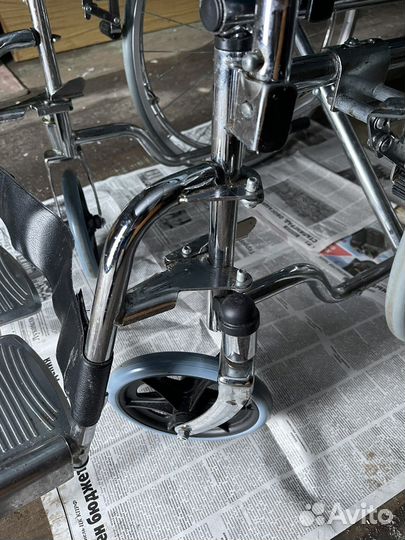 Инвалидная коляска складная бу