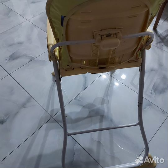 Стул для кормления