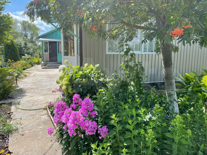 Дом 99 м² на участке 35 сот.