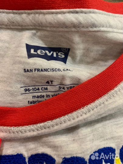 Новая футболка Levis (96-104 см)