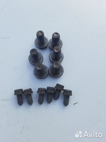 Болты коленвала Skoda Fabia