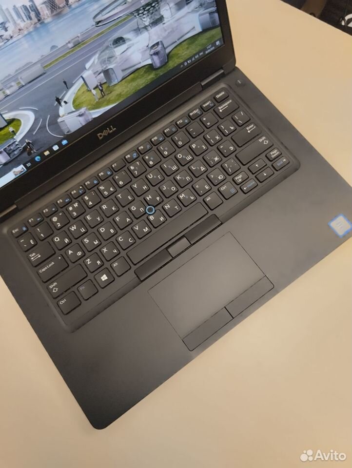 Dell Latitude 5490 i5/256/8 Full Hd, IPS