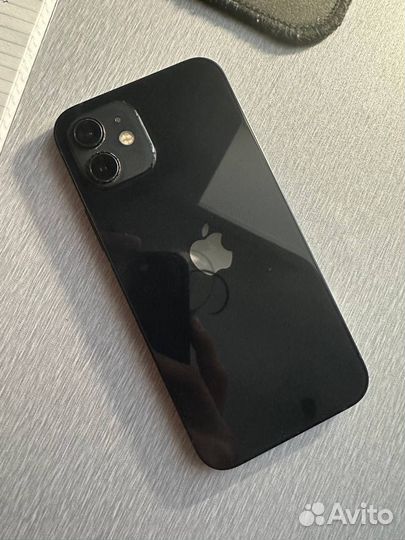 iPhone 12, 64 ГБ