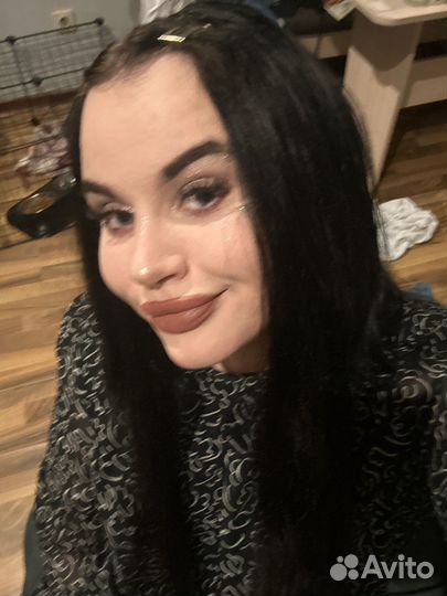 Модель на ногти, ресницы, тату бесплатно