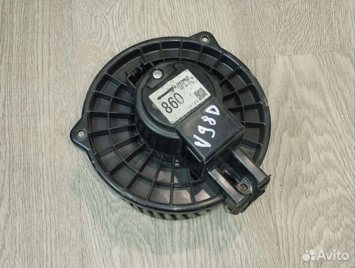 Моторчик печки Паджеро 4