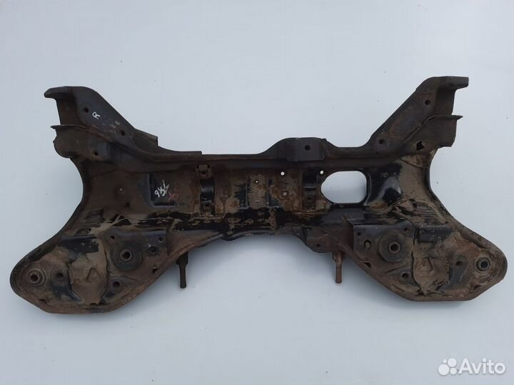 Подрамник Mitsubishi Galant 8