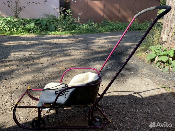 Санки с выдвижными колесами