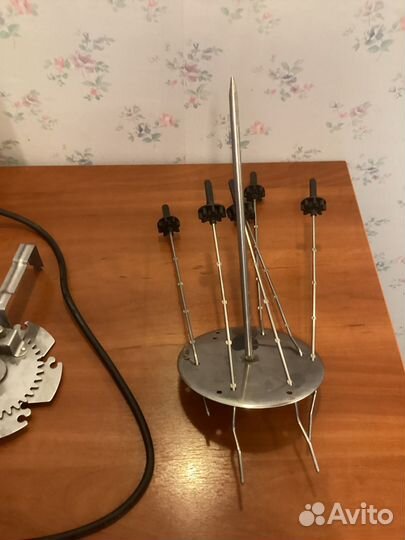 Вертикальная шашлычница-гриль Lümme LU-1270