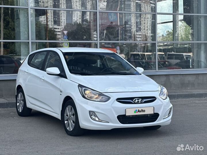 Hyundai Solaris 1.6 AT, 2013, 166 341 км