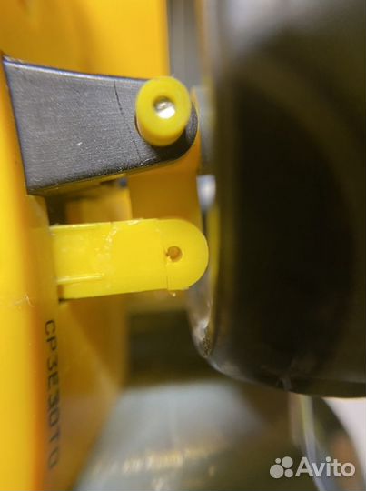 Экскаватор игрушка