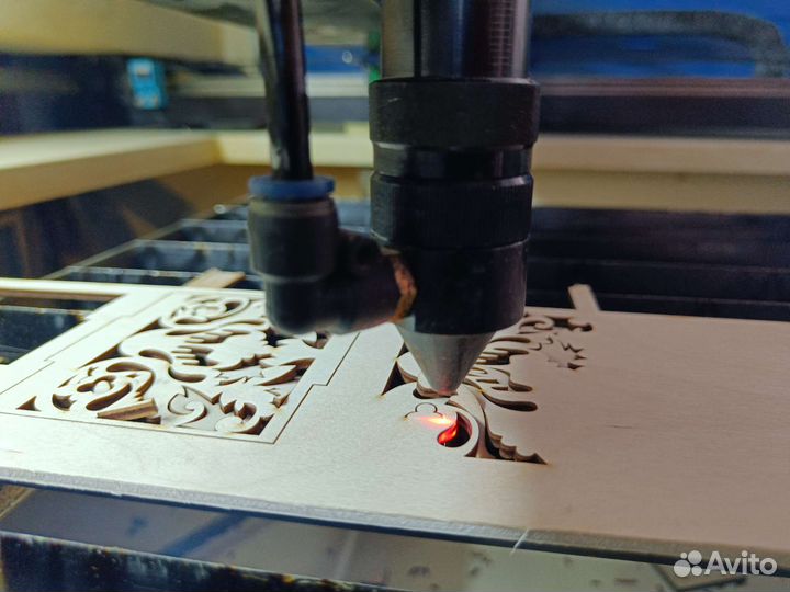 Лазерная резка и гравировка.фанера,акрил,картон