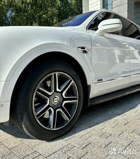 Bentley Bentayga 4.0 AT, 2019, 45 000 км