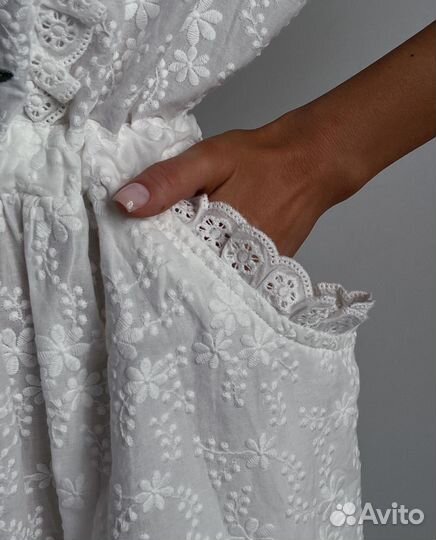 Платье миди из хлопка с вышивкой