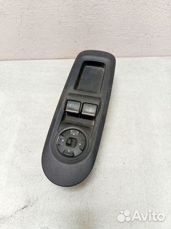 Блок управления стеклоподъемниками