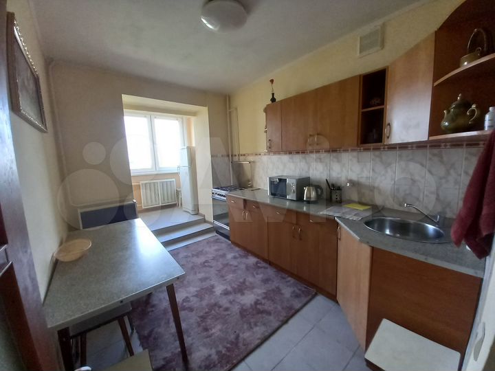 3-к. квартира, 70 м², 6/10 эт.