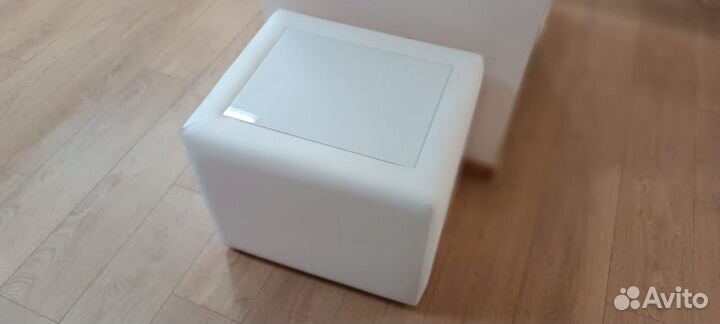 Тумба прикроватная