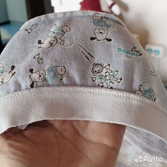 Набор чепчиков