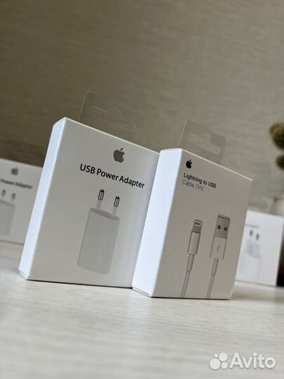 Зарядное устройство на iPhone 20w