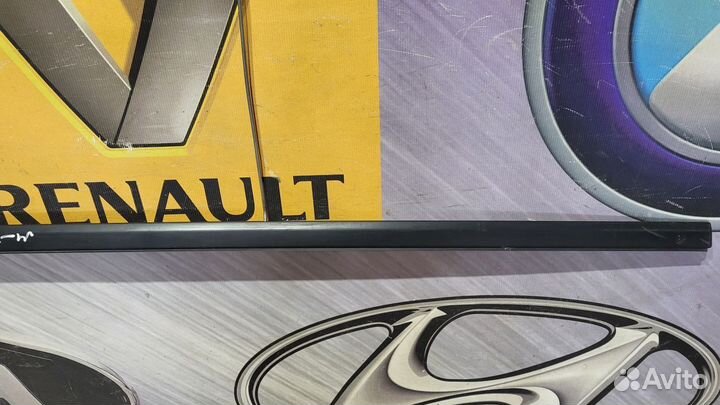 Молдинг на крышу Накладка крыши Renault megane 3 Л