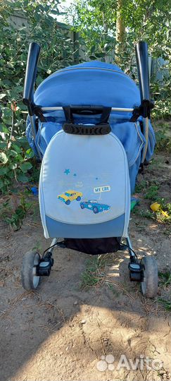 Прогулочная коляска