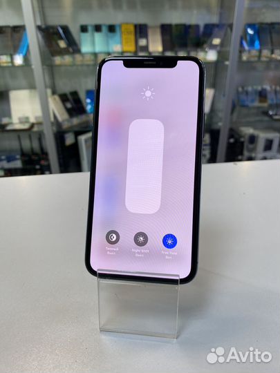 iPhone 11 Pro, 64 ГБ
