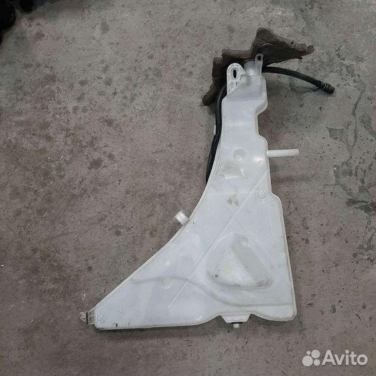 Бачок стеклоомывателя bmw f15 f16 x5 x6