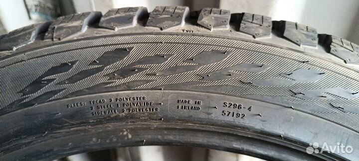 Nokian Tyres Hakkapeliitta 9 SUV 285/40 R22