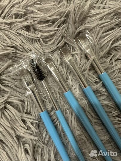 Кисти для макияжа