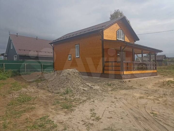 Дом 137 м² на участке 10 сот.