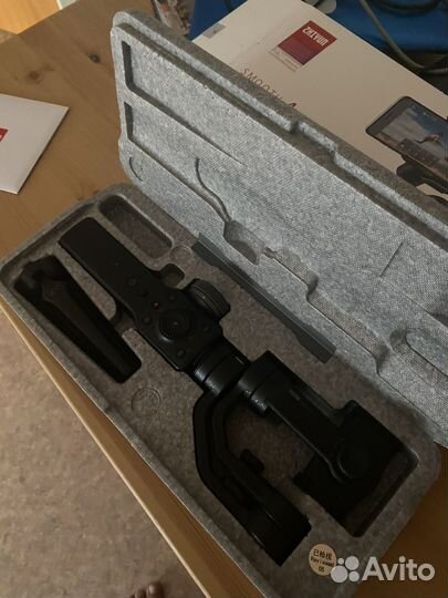 Стабилизатор для смартфона Zhiyun Smooth 4 Black