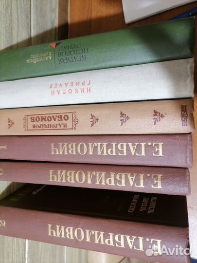 Продаю коллекцию книг