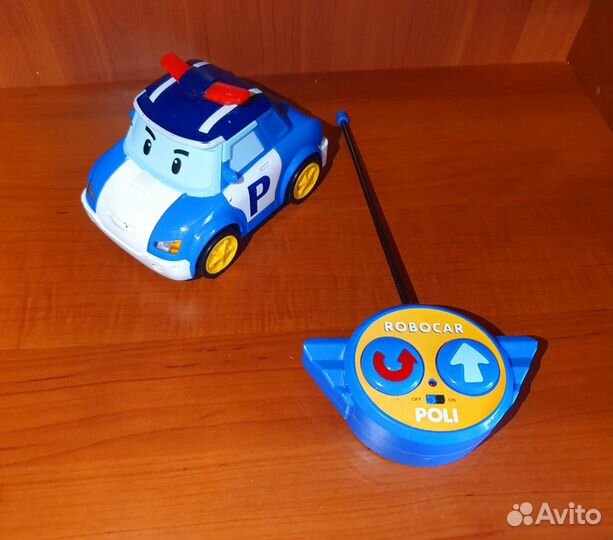 Главный герой Poli Robocar Поли Робокар