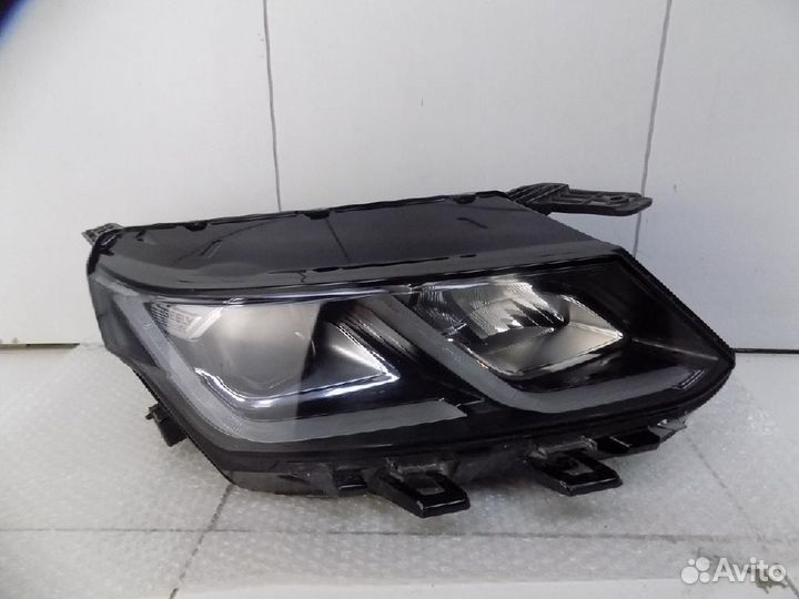 Фара правая Geely Coolray