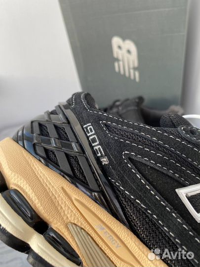 New balance 1906r