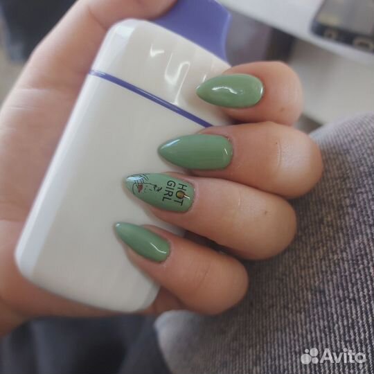 Наращивание ресниц и ногтей