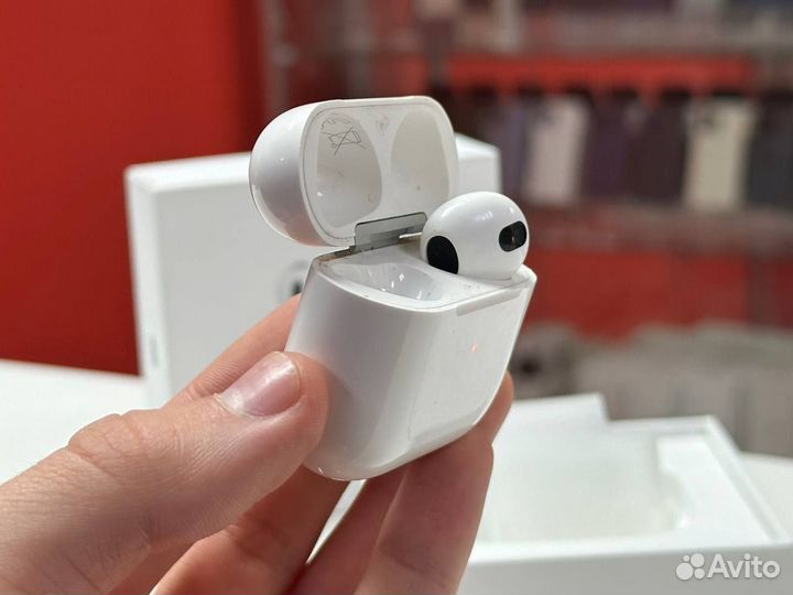 Беспроводные наушники AirPods 3