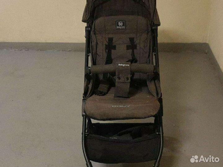 Прогулочная коляска