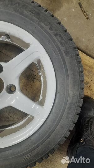 Зимняя резина r13 бу с литьем