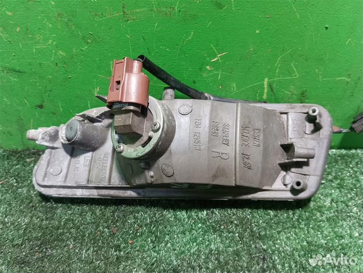 Птф передняя правая Mazda 3 (BK) 2008