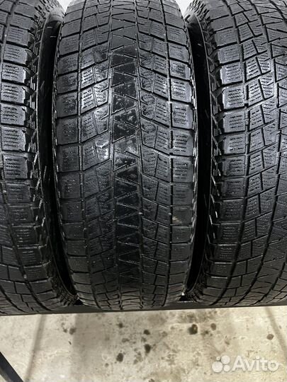 Bridgestone Blizzak DM-V1 225/70 R16 103R