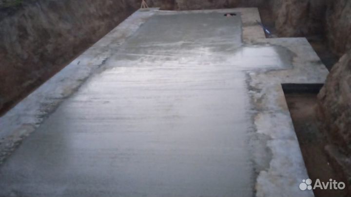 Бригада строителей